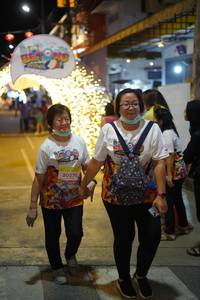 BIB: 50570
                            <button type="button" onclick="openModal(21830715)" class="btn btn-primary btn-sm float-right btn-popup" data-toggle="modal" data-target=".modal-high-quality">
                        <i class="fas fa-shopping-cart"></i> Add to Cart
                    </button>
                                            <button type="button" onclick="isThisMe(21830715, true)" class="btn btn-success btn-sm float-right btn-popup btn-isme hidden" data-toggle="tooltip" data-placement="bottom" title="นี่คือรูปของคุณใช่ไหม คลิกที่นี่เพื่อเอาเข้าอัลบั้ม">
                        <i class="fas fa-plus"></i> Add to album
                    </button>
                    <button type="button" onclick="isThisMe(21830715, false)" class="btn btn-warning btn-sm float-right btn-popup btn-isnotme hidden">
                        <i class="fas fa-ban"></i> Remove from album
                    </button>